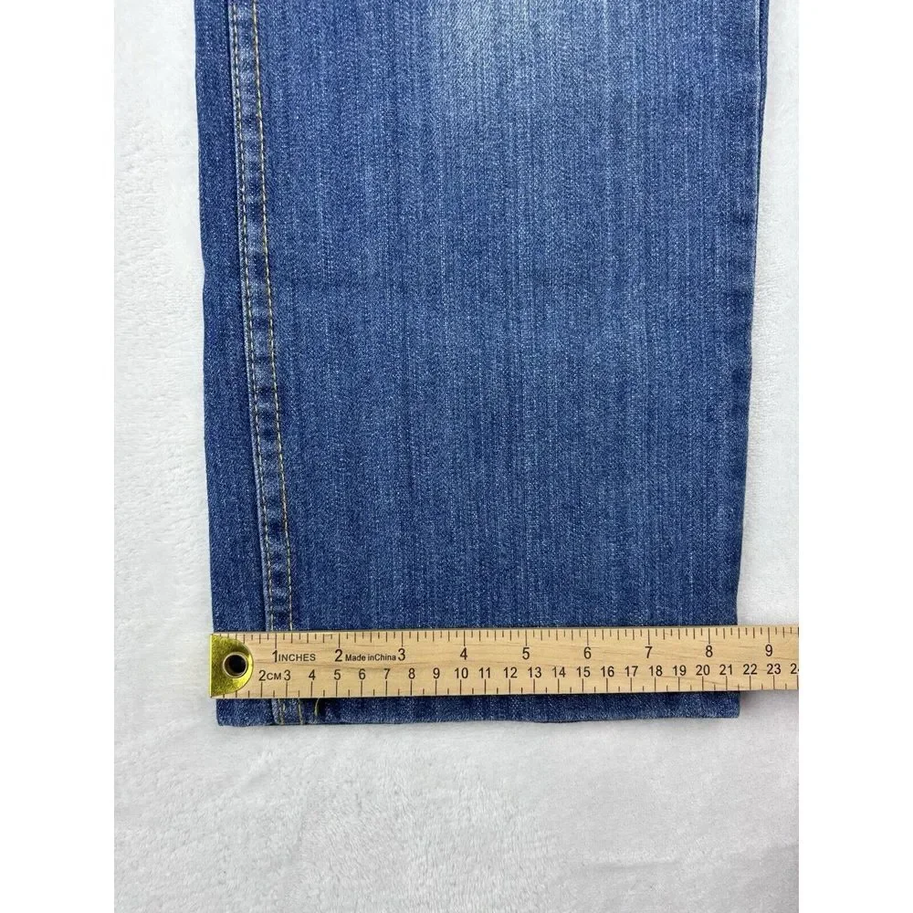 Levi's Jeans Men's 514 Blue‎ Medium Wash Mid Rise Jeans Size 36x30 NWOT